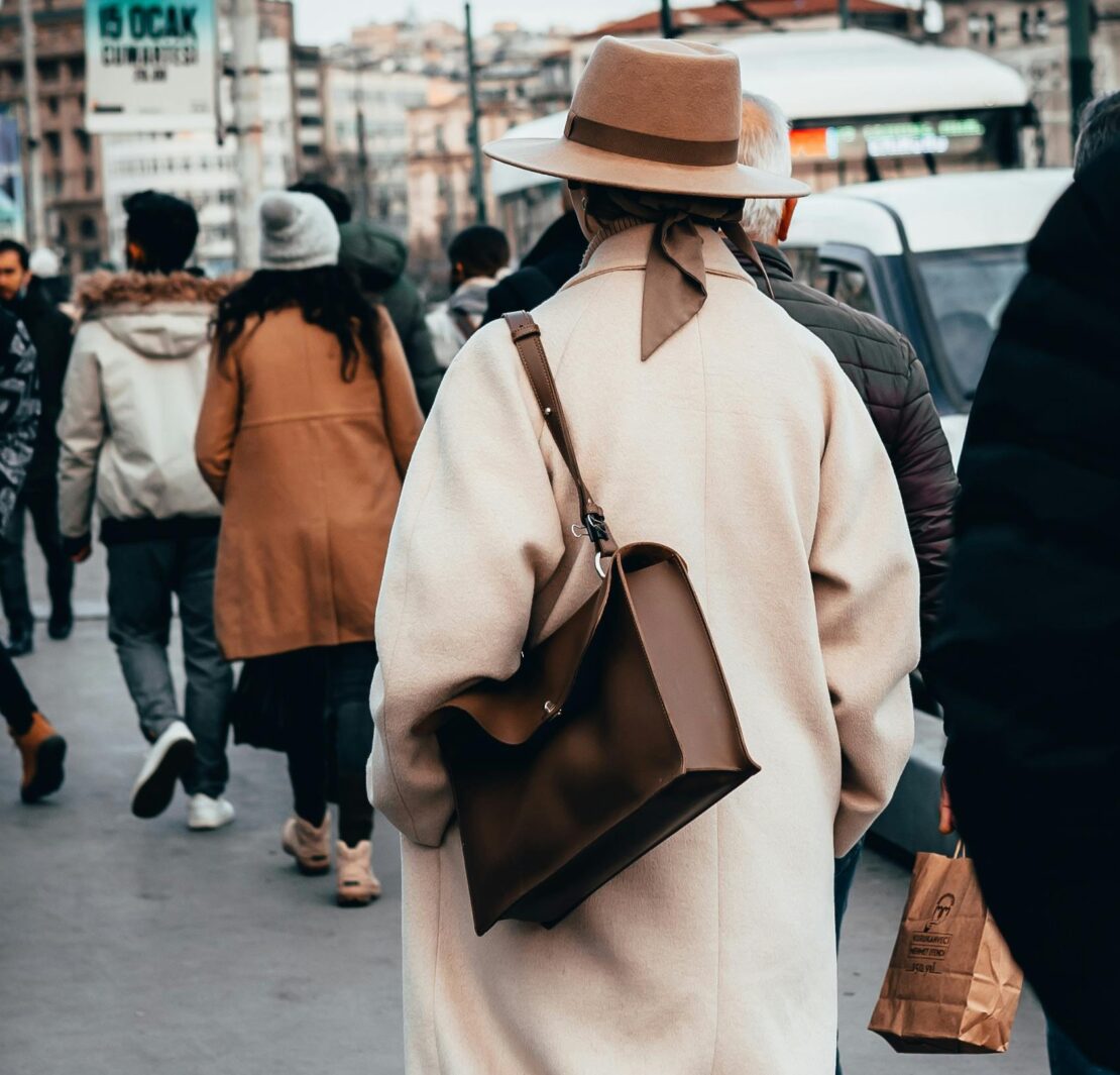 30 Most Popular Types of Handbags for Women